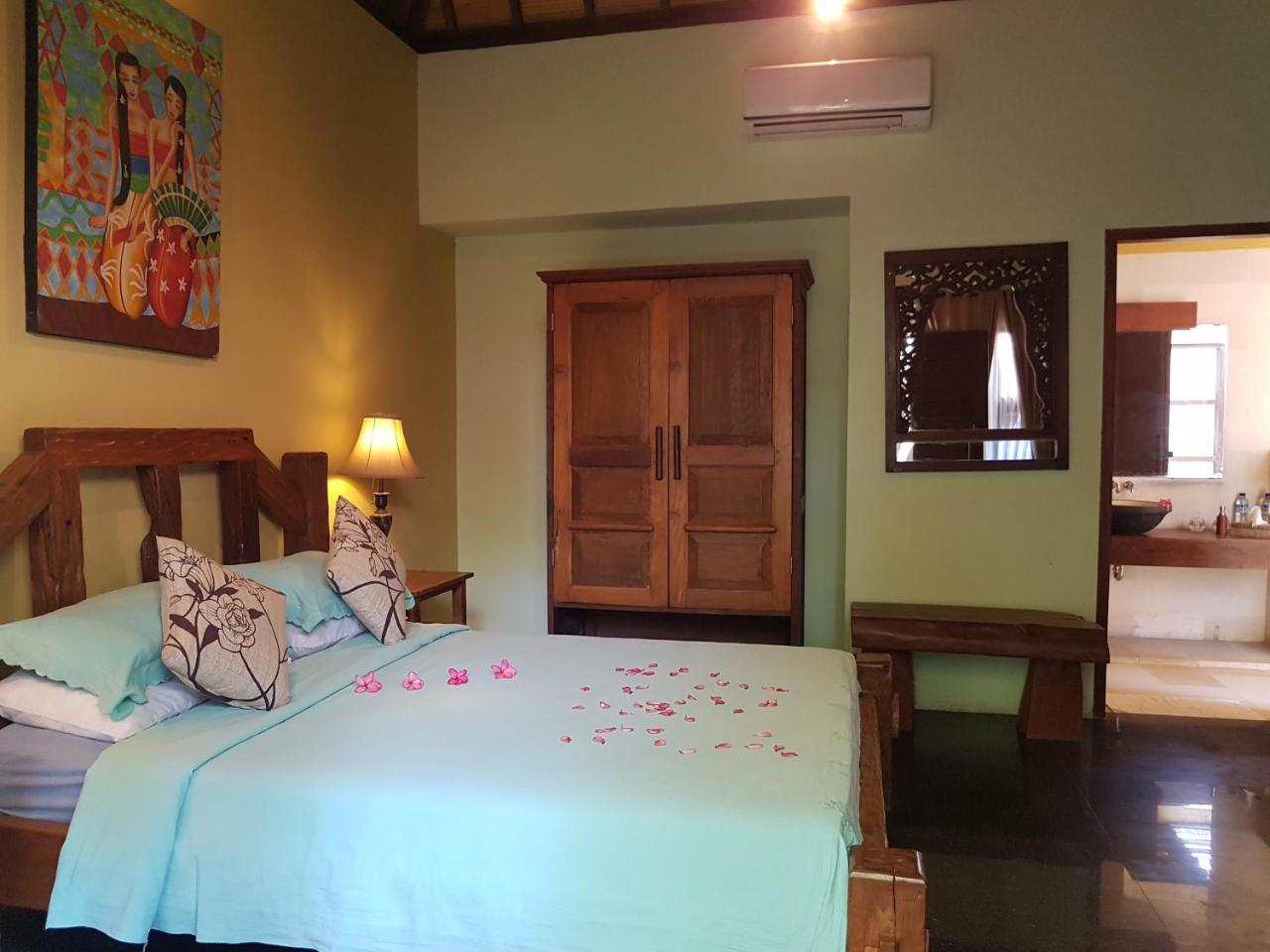 Gili Exotic Villa Gili Trawangan Exterior foto